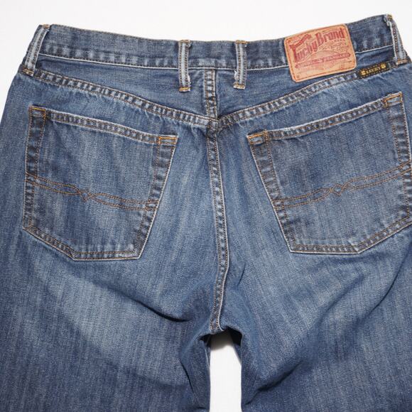 Lucky Brand 181 Relaxed Straight Jeans Men's 36 Blue Denim Classic Fit - Picture 4 of 16